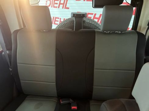 Used 2009 Jeep Wrangler X AWD/4WD image 12