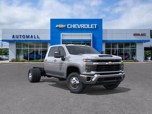 New 2025 Chevrolet Silverado 3500 LT w/ Convenience Package image 18