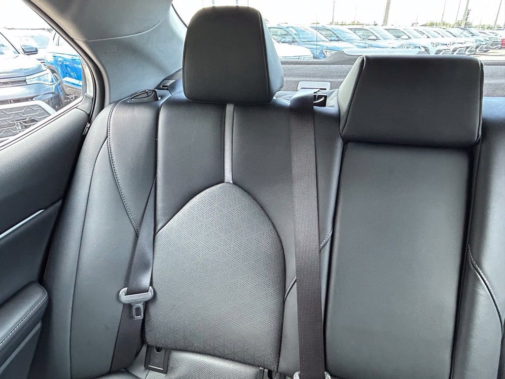 Used 2021 Toyota Camry XSE FWD image 13