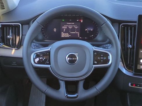 New 2026 Volvo XC90 B6 Plus w/ Protection Package Premier image 22