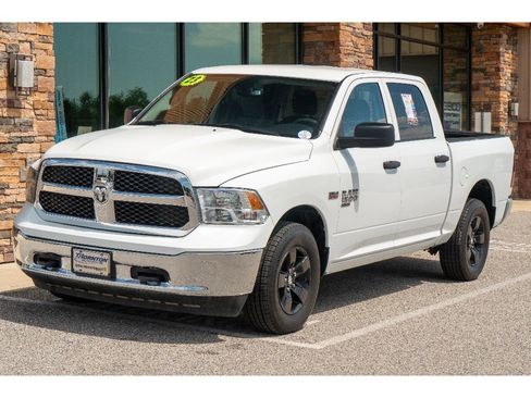 Used 2023 RAM 1500 Classic SLT w/ Protection Group AWD/4WD image 7