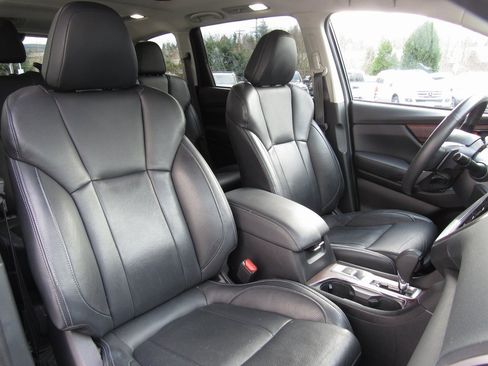 Used 2023 Subaru Ascent Touring w/ Popular Package #2A image 21