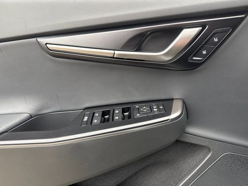 New 2025 Kia EV6 Wind image 11