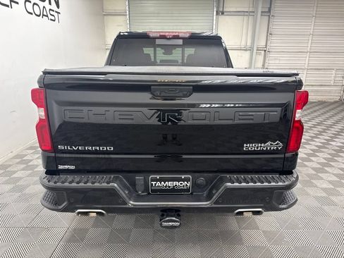 Used 2023 Chevrolet Silverado 1500 High Country w/ Technology Package AWD/4WD image 10