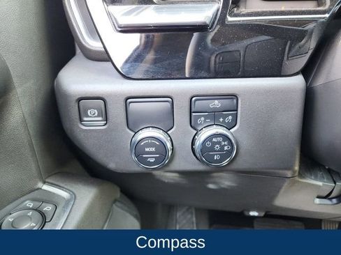 Used 2023 GMC Sierra 1500 Elevation image 34