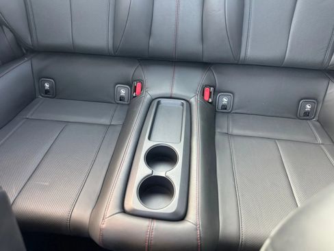 Used 2017 INFINITI Q60 3.0t w/ Premium Plus Package 3.0T image 23