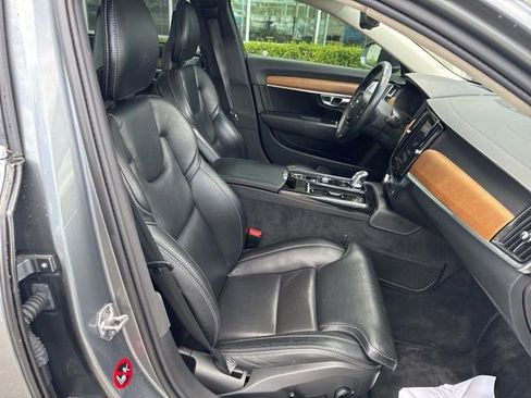 Used 2018 Volvo S90 T8 Inscription w/ Convenience Package AWD/4WD image 10