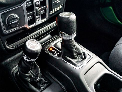 New 2026 Jeep Gladiator Sport image 16