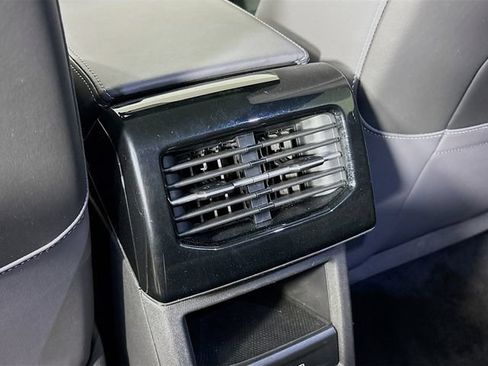 Used 2023 Volkswagen ID.4 Pro S AWD/4WD image 29