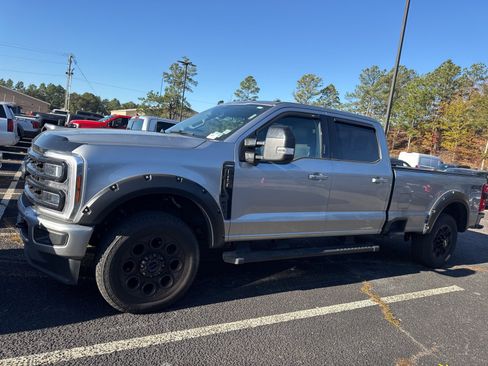 Certified 2024 Ford F250 Lariat w/ Black Appearance Package image 4
