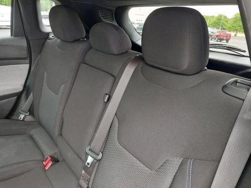 Used 2023 Jeep Compass Sport AWD/4WD image 24
