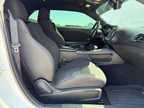 Used 2019 Dodge Challenger R/T RWD image 21