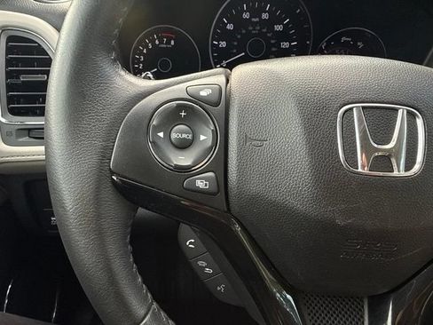 Used 2018 Honda HR-V EX-L image 19