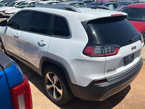 Used 2021 Jeep Cherokee Limited AWD/4WD image 3
