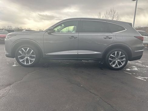 Certified 2023 Acura MDX SH-AWD w/ Technology Package image 2