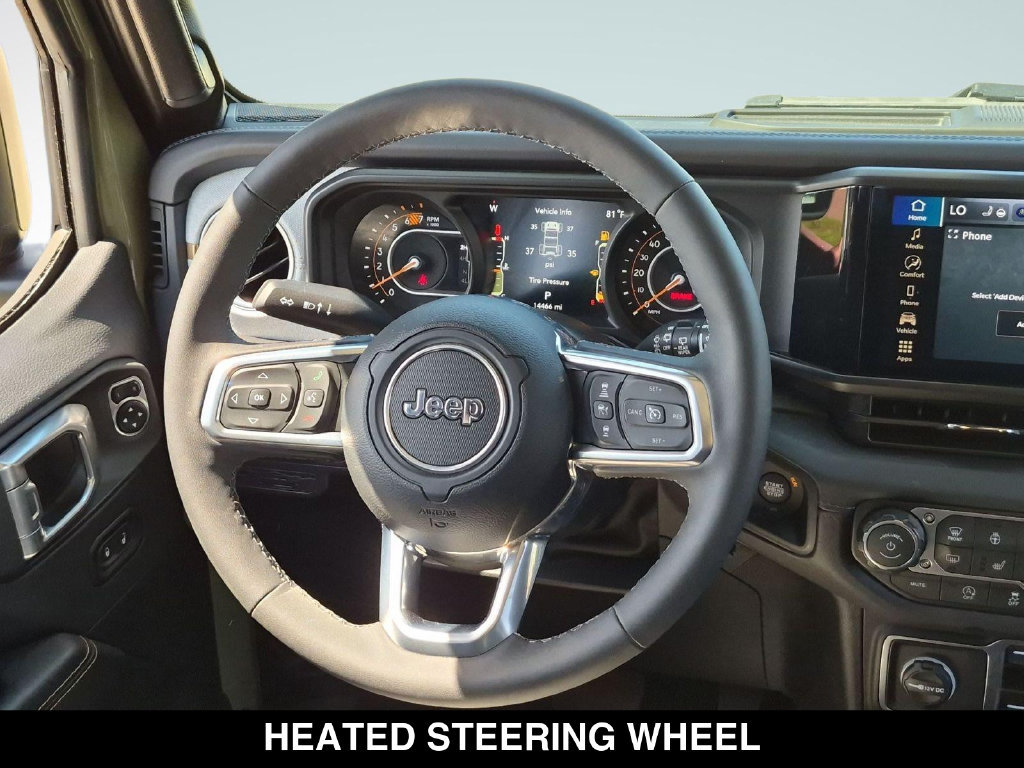 Used 2026 Jeep Wrangler Unlimited Sahara AWD/4WD image 12