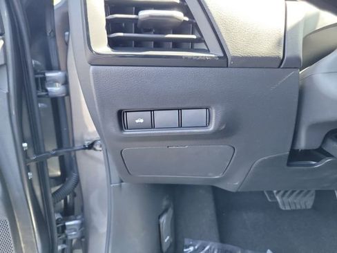 New 2026 Nissan Sentra SR w/ Floor Mat Package image 10