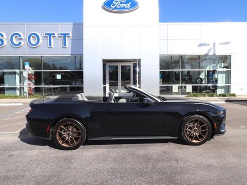 New 2025 Ford Mustang Premium image 19