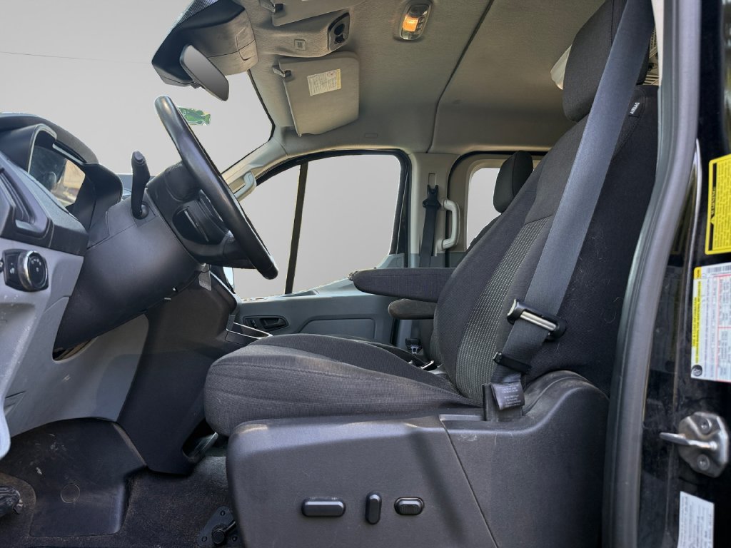 Used 2016 Ford Transit 350 XLT RWD image 9
