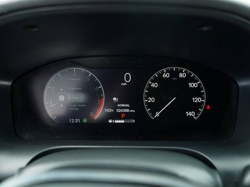 Used 2025 Honda HR-V Sport image 26