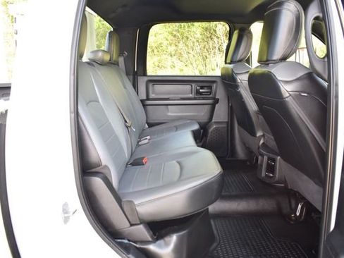 Used 2021 RAM 2500 Tradesman w/ Chrome Appearance Group AWD/4WD image 16