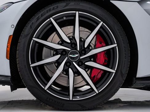 Used 2020 Aston Martin V8 Vantage Coupe image 15