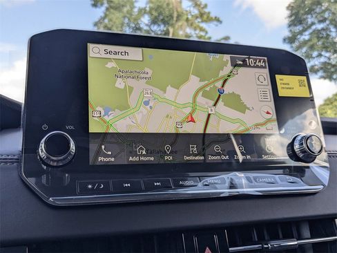 New 2025 Mitsubishi Outlander SE image 24