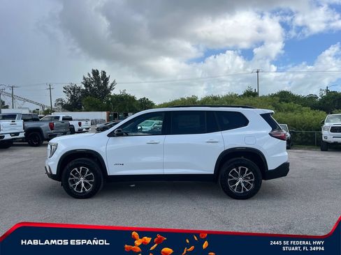 New 2026 GMC Acadia AT4 w/ Luxury Package AWD/4WD image 4