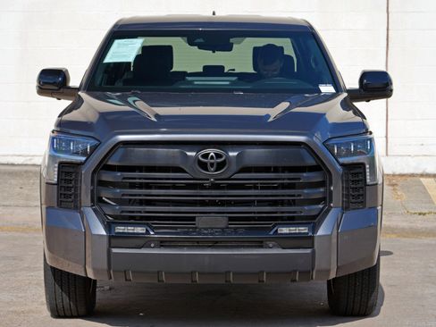 Used 2026 Toyota Tundra Limited AWD/4WD image 48