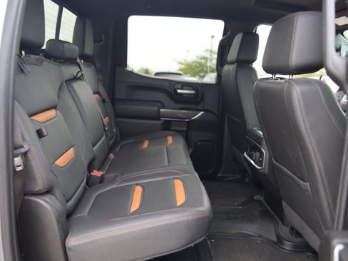Used 2022 GMC Sierra 1500 AT4 w/ AT4 Preferred Package AWD/4WD image 34