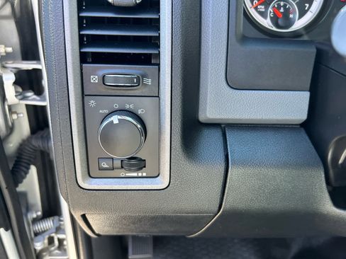 Used 2017 RAM 1500 Tradesman w/ Popular Equipment Group RWD image 13