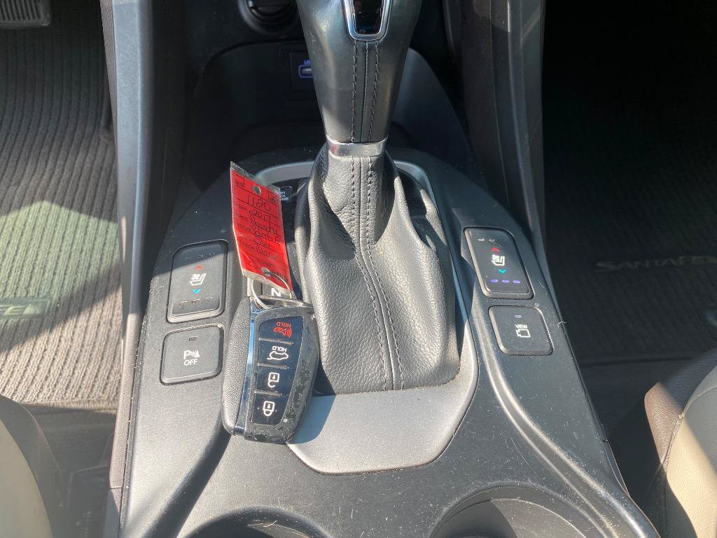Used 2017 Hyundai Santa Fe Sport w/ 2.4L Tech Package 04 FWD image 33