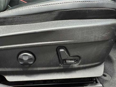 Used 2019 Alfa Romeo Giulia w/ Quick Order Package 22K Sport image 13