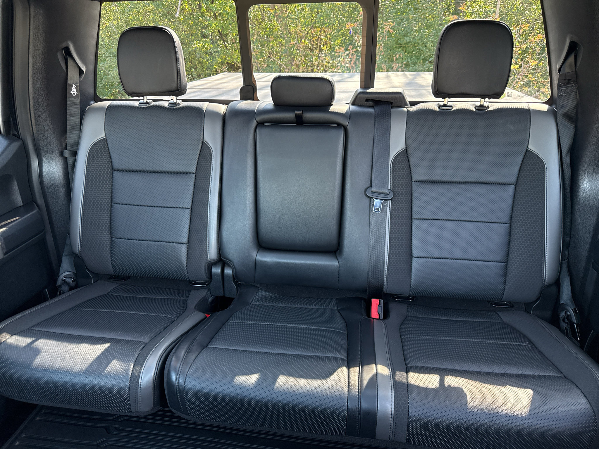 Used 2019 Ford F150 Raptor w/ Equipment Group 802A Luxury AWD/4WD image 35