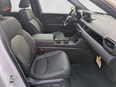 Certified 2026 Honda Pilot TrailSport image 25