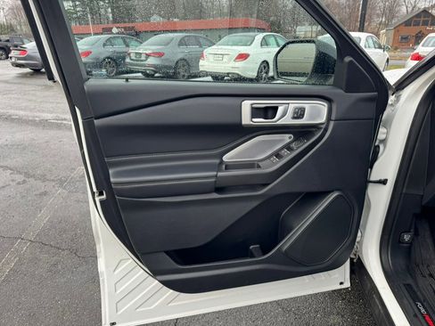 Used 2020 Ford Explorer ST w/ ST Street Pack image 14