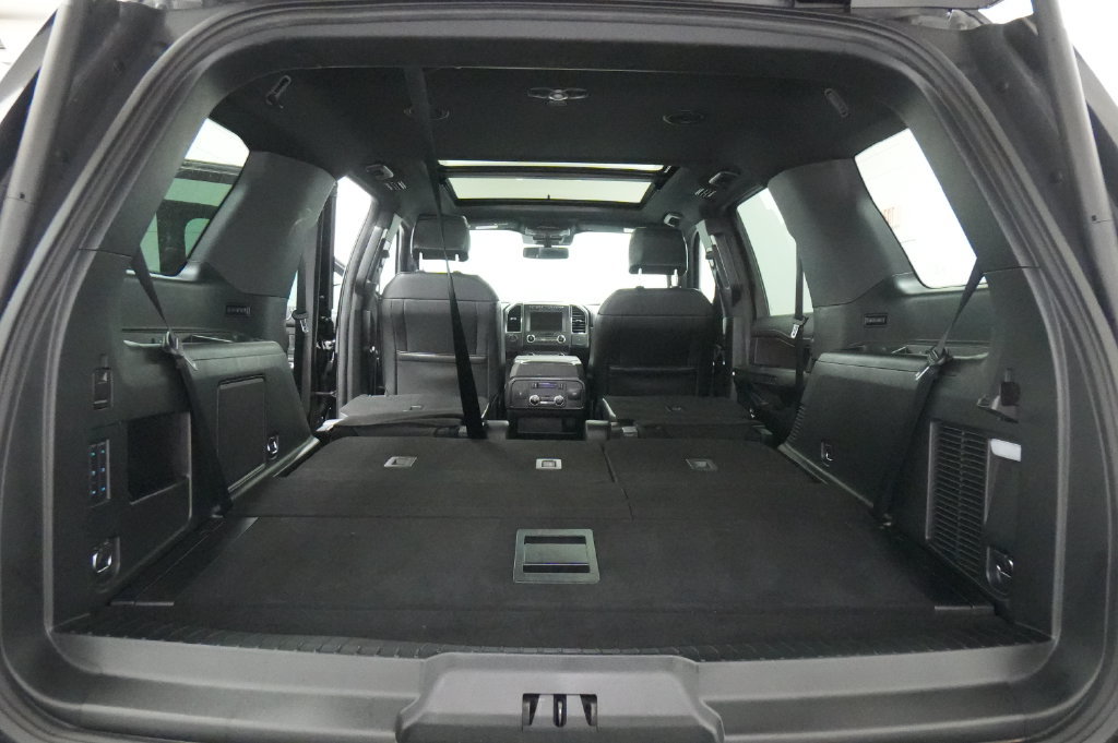 Used 2020 Ford Expedition Limited w/ Equipment Group 302A AWD/4WD image 33