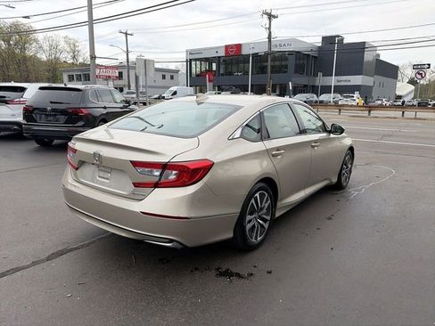 Used 2018 Honda Accord EX-L image 8