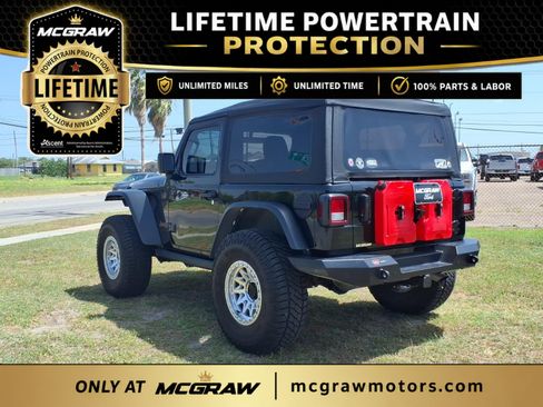 Used 2023 Jeep Wrangler Rubicon AWD/4WD image 3