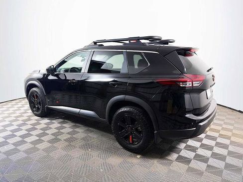 Certified 2025 Nissan Rogue SV AWD/4WD image 6