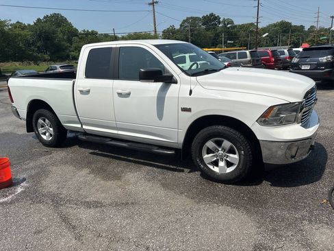 Used 2019 RAM 1500 Big Horn AWD/4WD image 5