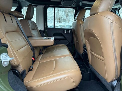 Used 2022 Jeep Wrangler Unlimited Sahara w/ Safety Group image 27