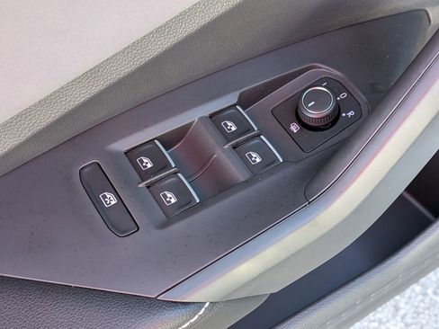 New 2026 Volkswagen Jetta SE image 13