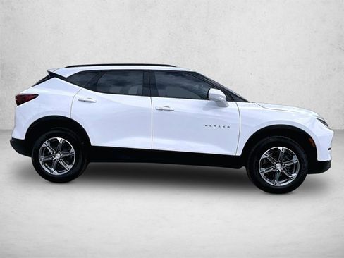 Certified 2024 Chevrolet Blazer LT w/ Convenience Package image 5