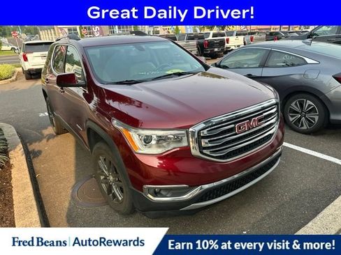 Used 2017 GMC Acadia SLT AWD/4WD image 1