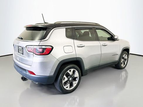 Used 2018 Jeep Compass Limited AWD/4WD image 7