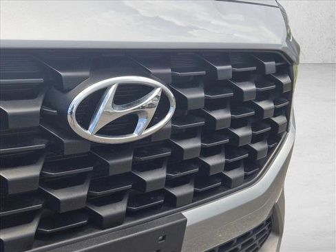 Used 2023 Hyundai Santa Fe SEL FWD image 6