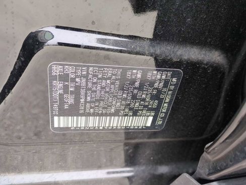 Used 2023 Nissan Rogue SV image 33