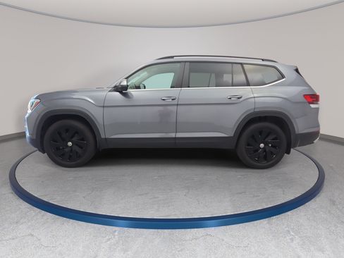 Certified 2024 Volkswagen Atlas SE w/ Panoramic Sunroof Package FWD image 8