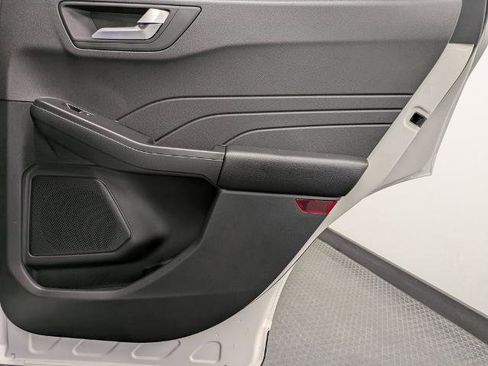 Certified 2025 Ford Escape ST-Line w/ Cold Weather Package image 25